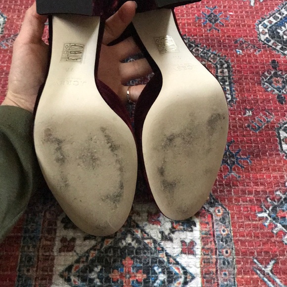 J. Crew velvet heels - WORN ONCE! Size 7.5 - Picture 5 of 7